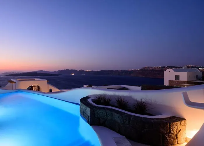 Exquisite Santorini Luna 3 Bedrooms Breathtaking Sea Views Akrotírion